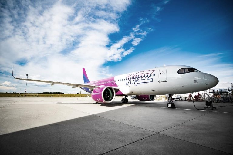 Wizz Air: Gratis-Flugtickets für Flüchtlinge / Wizz Air: Free flight tickets for Ukrainian refugees