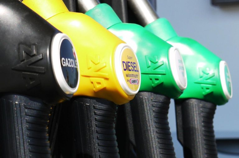 Regierung verlängerte Preisdeckelungen / Government to extend price caps