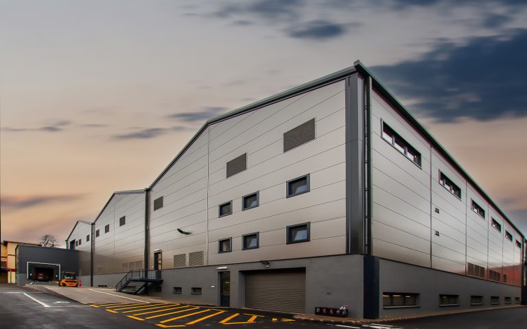 Continental Dohányipari Zrt. - Großinvestition in Sátoraljaújhely abgeschlossen / Continental Dohányipari Zrt. - Major investment in Sátoraljaújhely