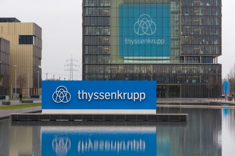 Thyssenkrupp Components Technology Hungary - Entwicklungsbüro für Fahrzeugtechnik in Győr / Thyssenkrupp Components Technology Hungary - Automotive engineering office in Győr