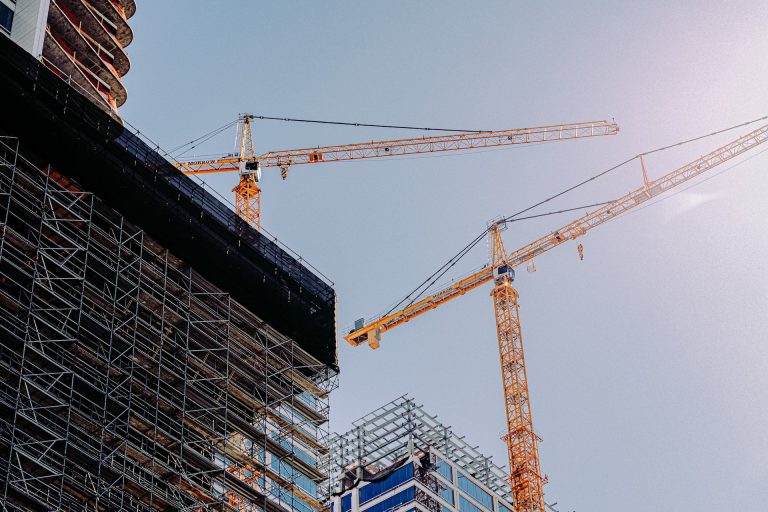Neues Baugesetz ab 1. August / New construction law from 1 August
