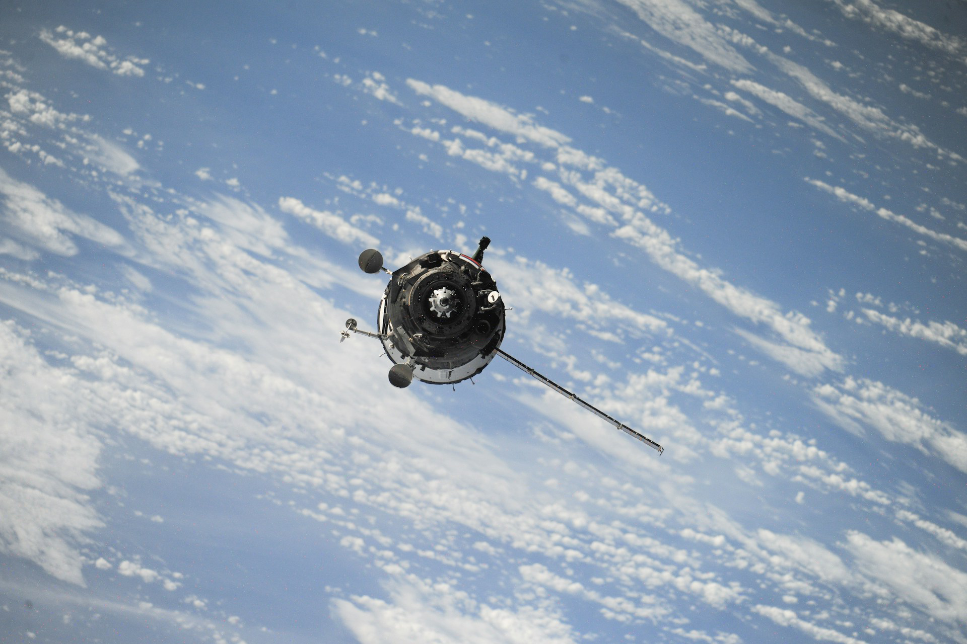 Remred Zrt. – Erstes Fertigungszentrum für Weltraumtechnik