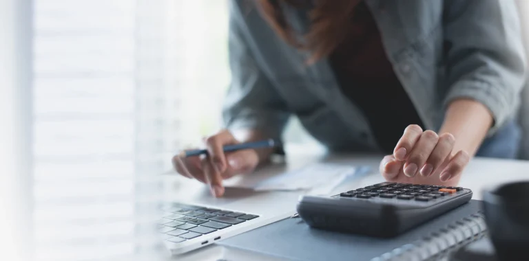 Pénzügyi tranzakciós illeték, mint rejtett adó / Financial transaction duty as a hidden tax