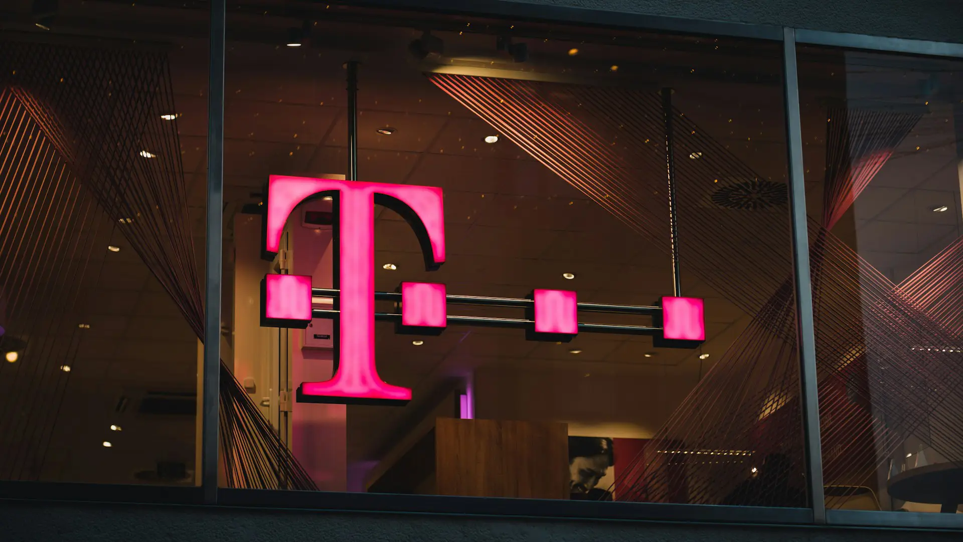 Magyar Telekom – Dividend payment in May