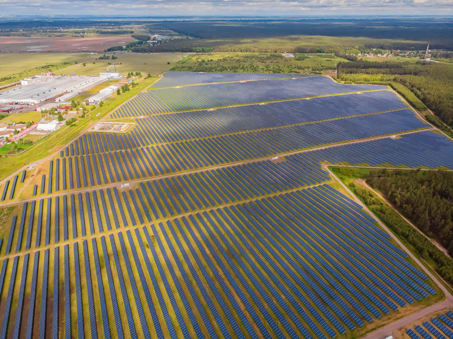 MOL Group – Combined solar park