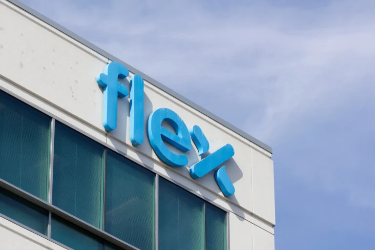 Flextronics - Neues F+E-Zentrum in Zalaegerszeg / Flextronics opens new R&D Center in Zalaegerszeg