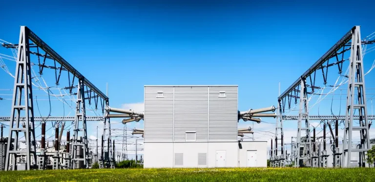 E.ON Hungária - Automatisiertes Umspannwerk / E.ON Hungária – Automated substation
