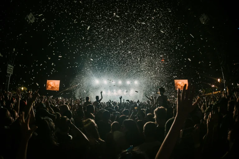 Festivals - Festipay-System überaus gefragt / Festivals – Festipay system in high demand