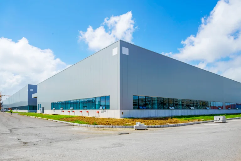 Rosenberger - Kapazitätserweiterung an drei Standorten / Rosenberger – Capacity expansion at three locations